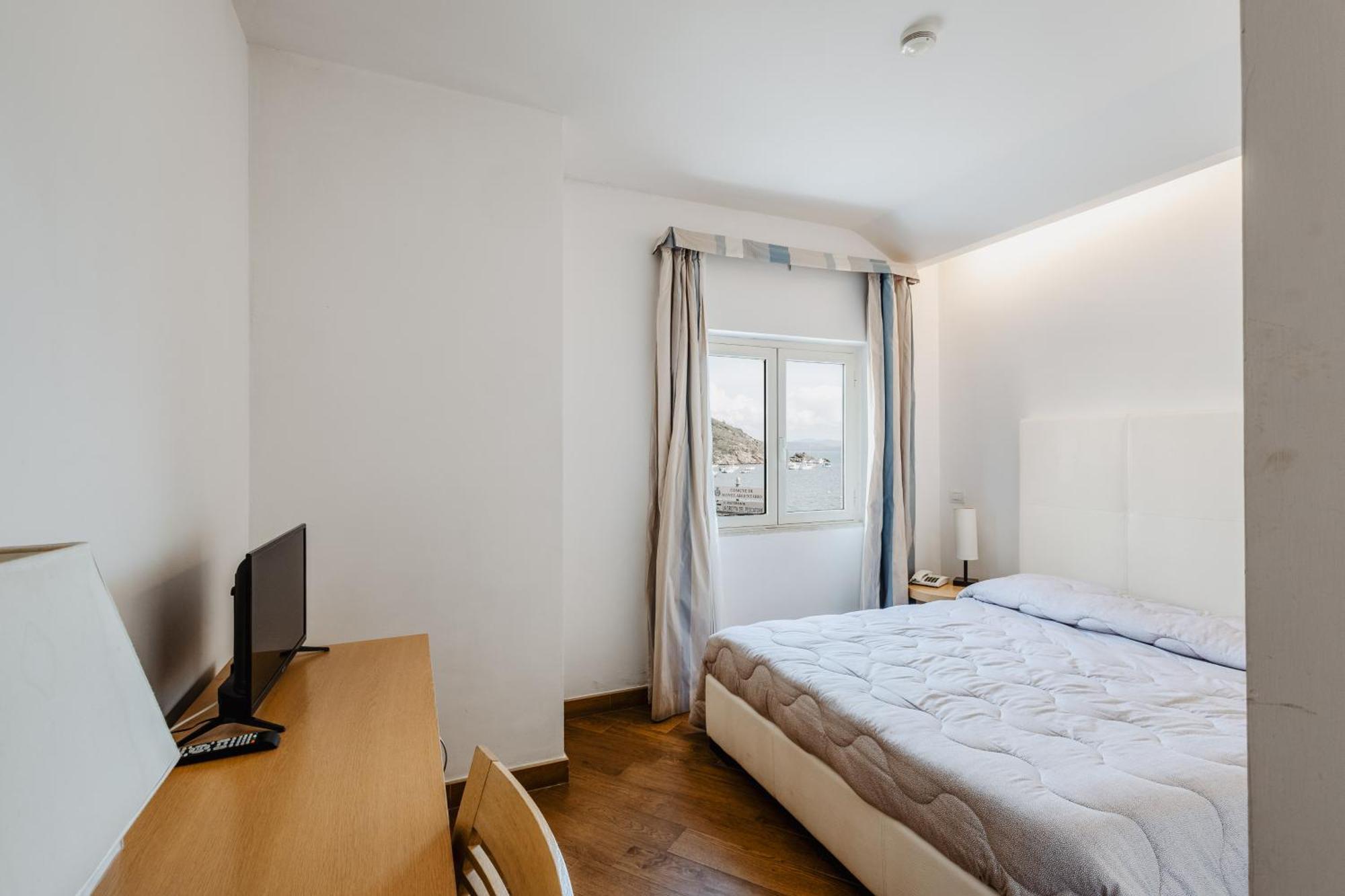 Bi Hotel Порто-Эрколе Экстерьер фото